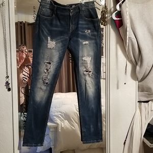 Super cute Miss Me skinny jeans
